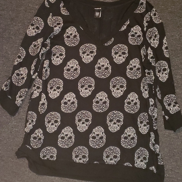 torrid Tops - Torrid skull top